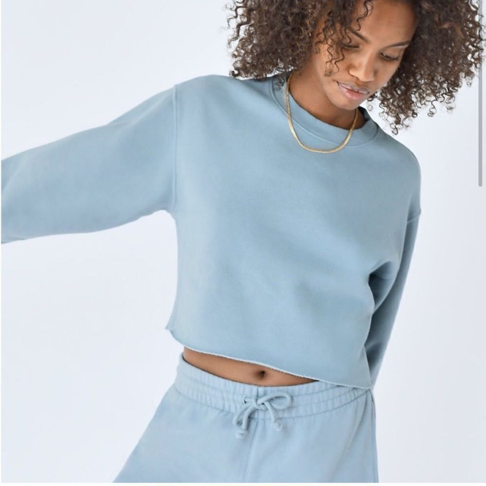 Aritzia TNA Sweatshirt